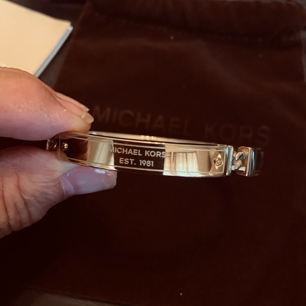 MICHAEL KORS bracelet gold and tortoise EUC